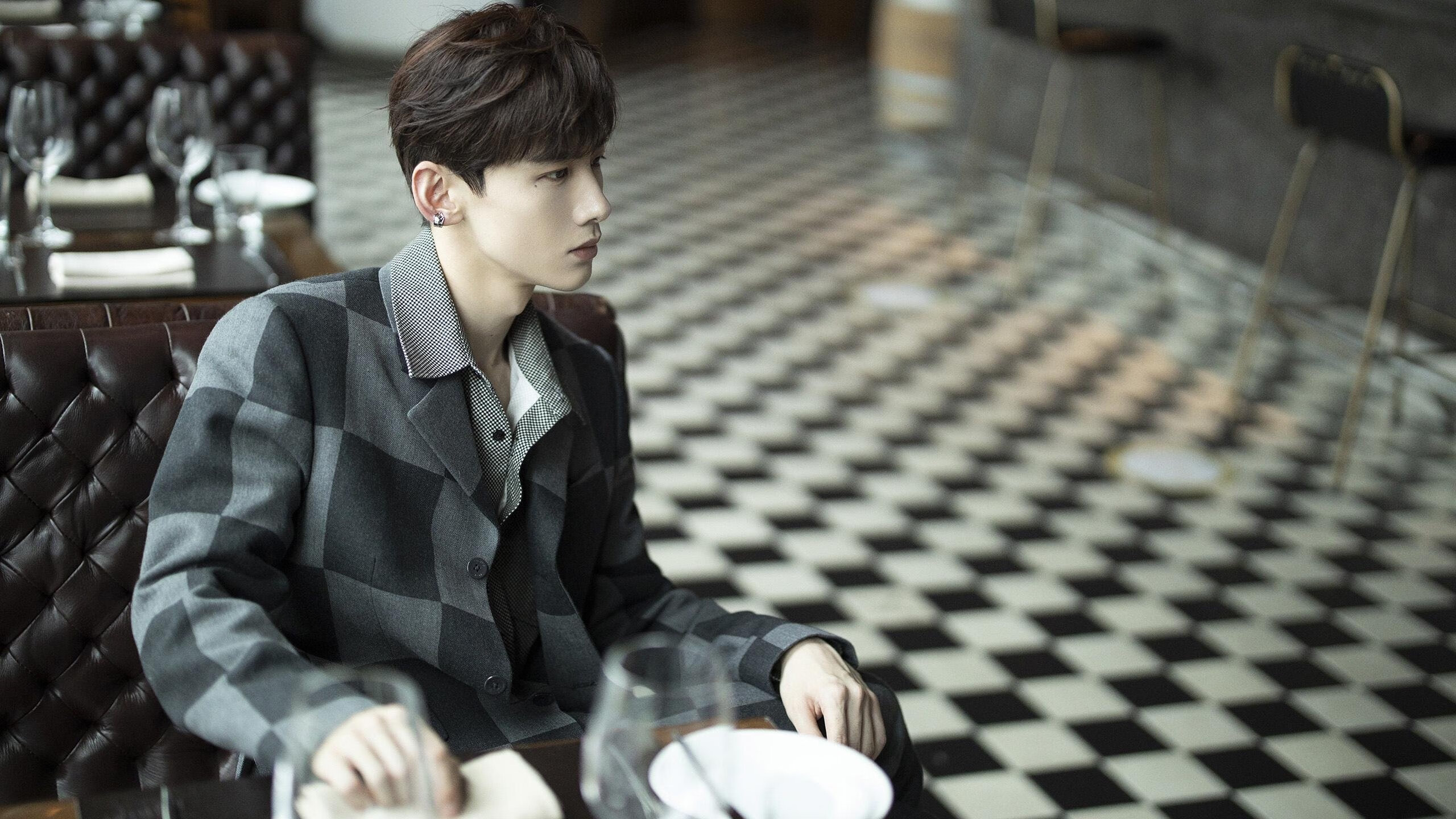 爱游戏中国官方网站平台-_马刺老兵贡献满满，迎来一场酣畅战斗_，马刺战术视频