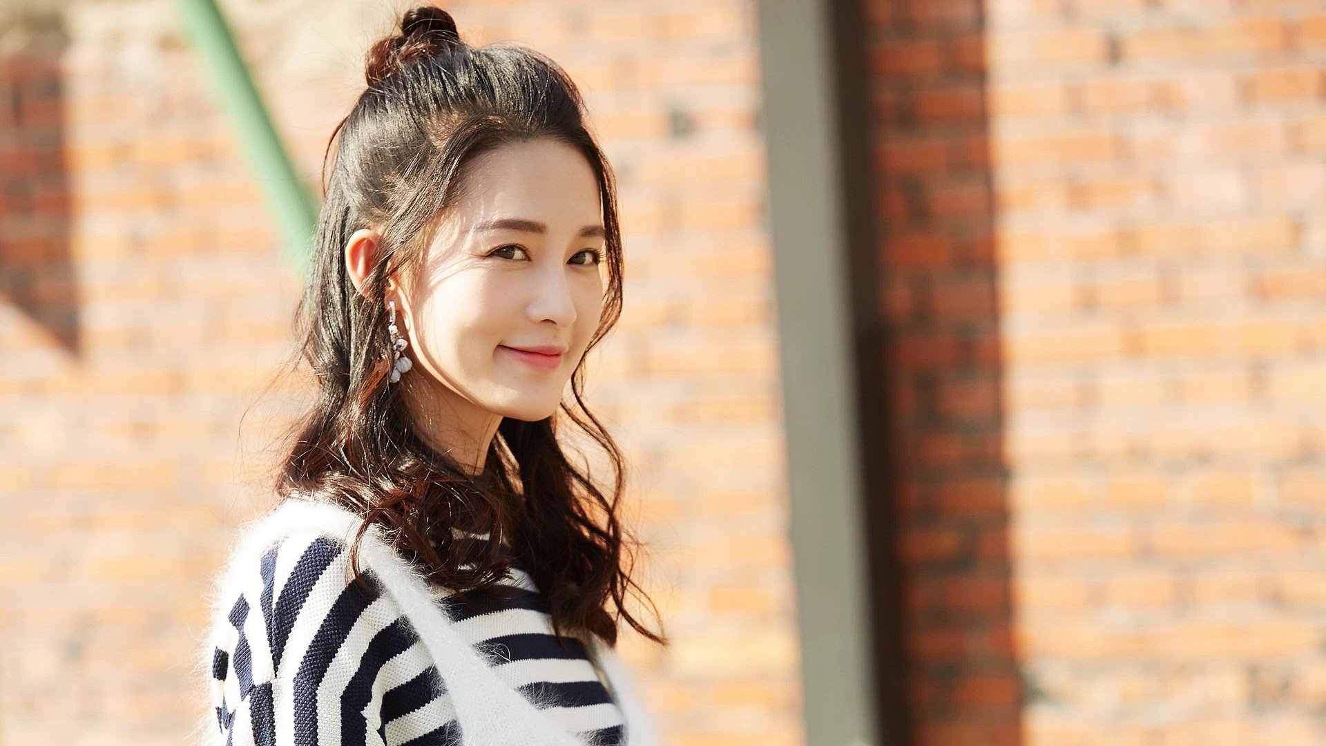 《电竞领域新兴产业:从硬件到赛事策划全线布局》,电竞行业解读