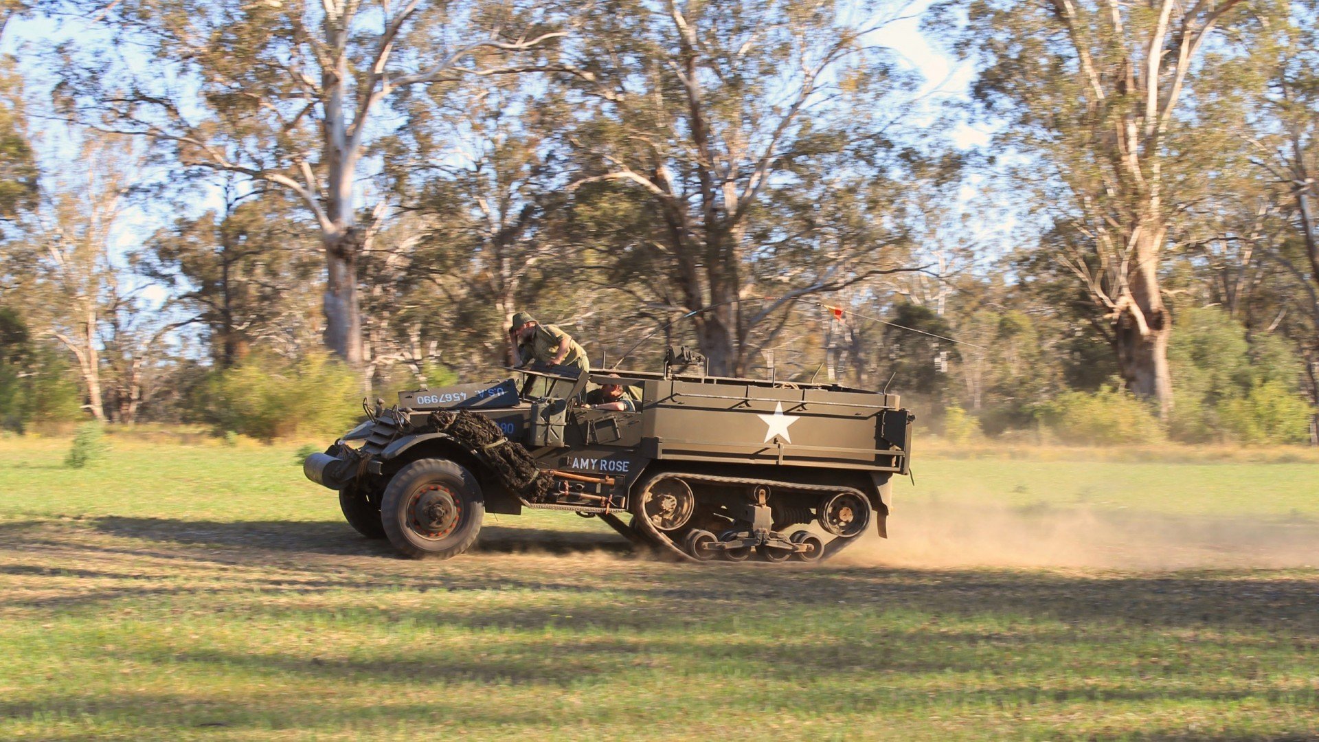 爱游戏中国官方网站平台-新西兰队脱困成功，崭露锋芒，新西兰打球