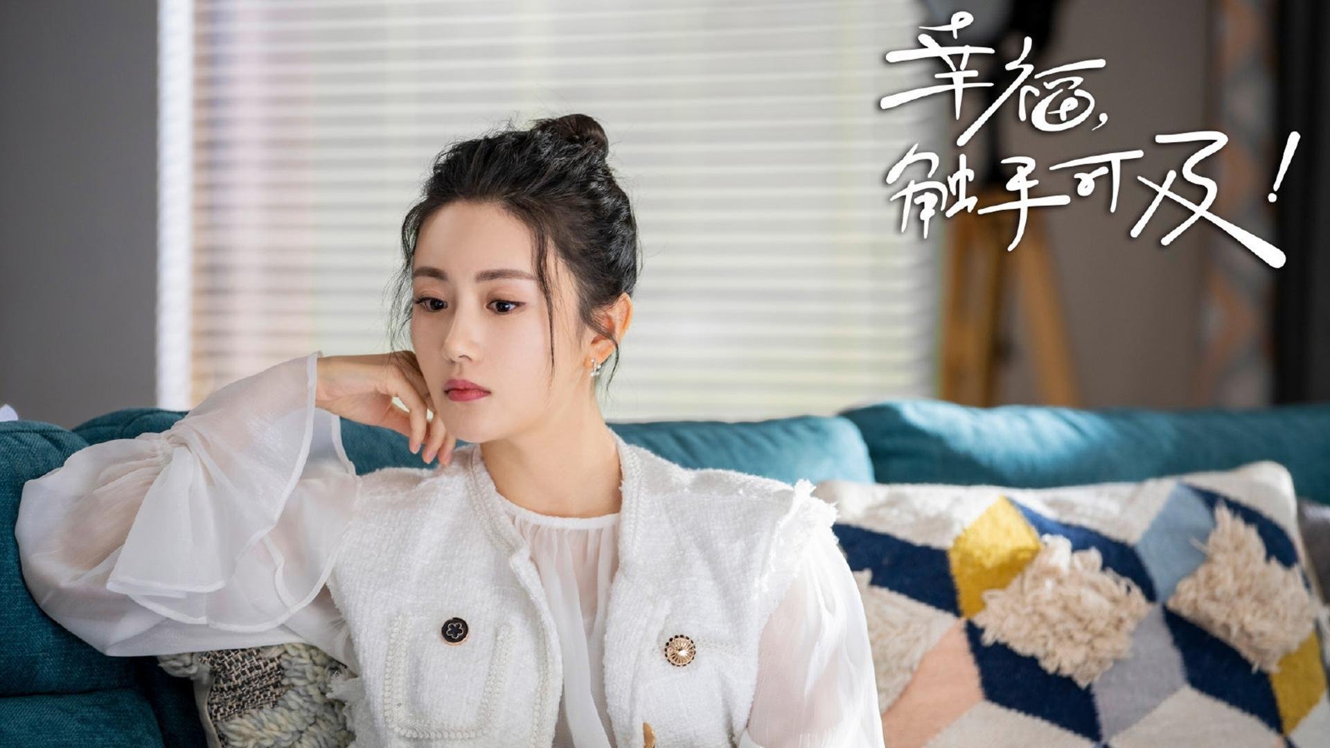 “东安湖体育公园:热血龙舟赛事,水上速度与激情的较量”